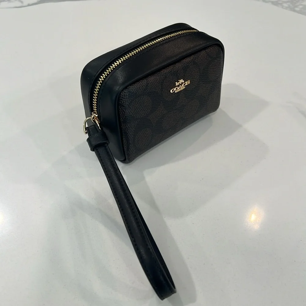 Coach Black and Brown Wristlet - Picture 4 of 13